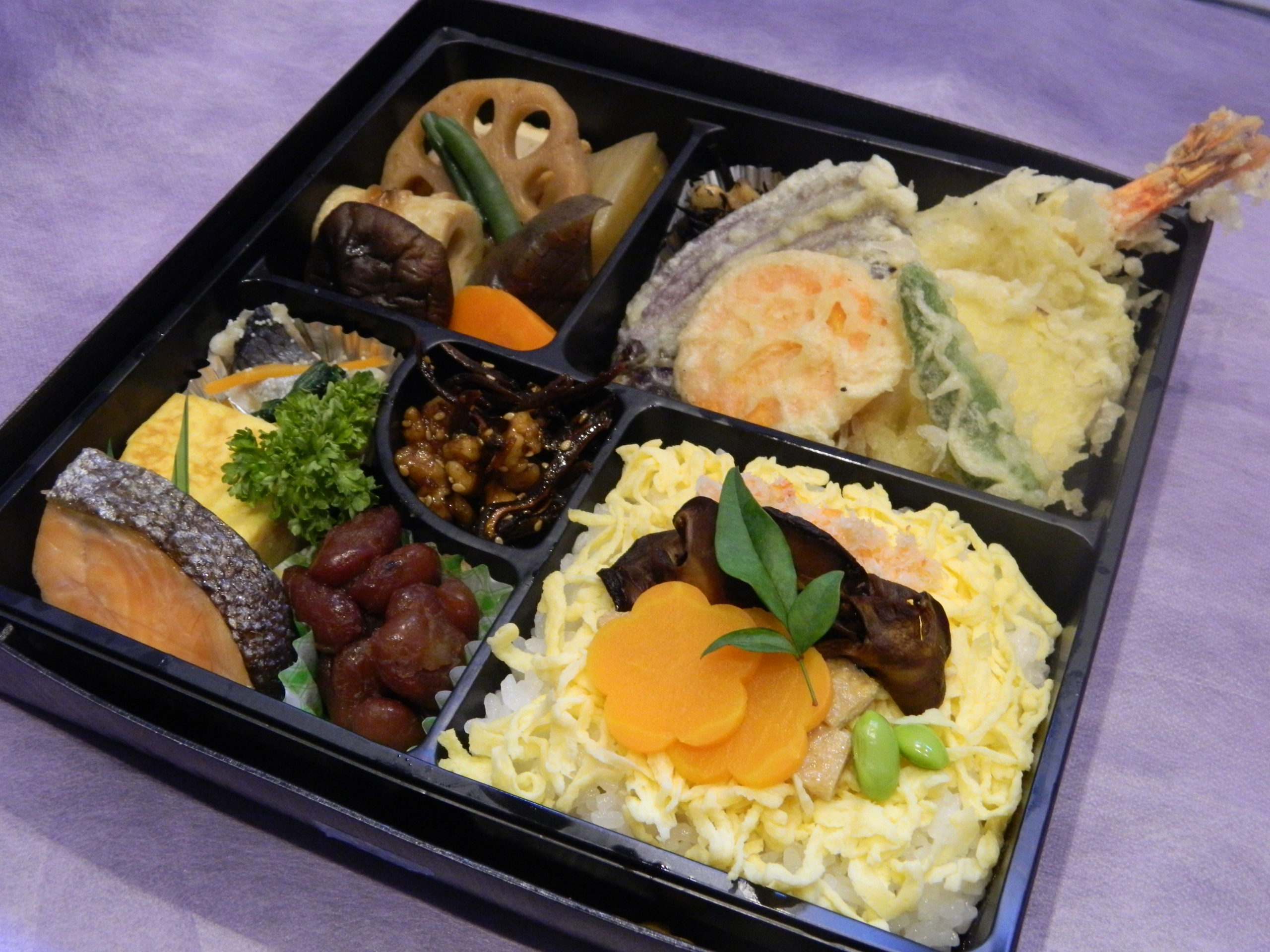天ぷら・ちらし寿司弁当